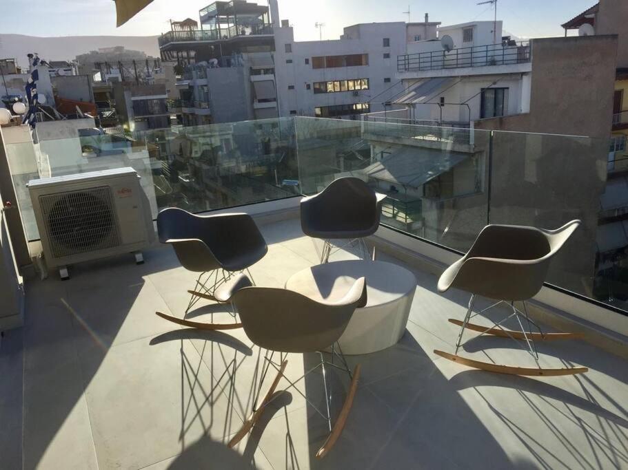 Fab New Flat In Central Athens W/ Acropolis Views Kültér fotó